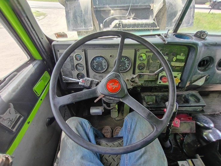 1987-international-f9370-image-72