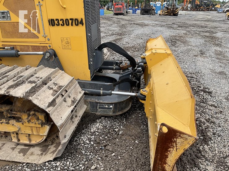 2021-deere-650k-lgp-image-11