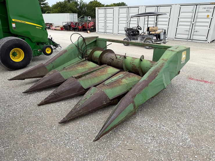 john-deere-453-image-1
