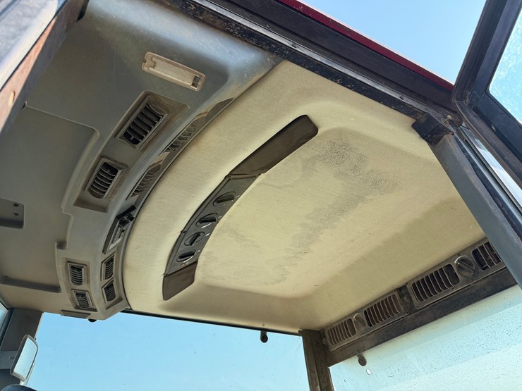 case-ih-7110-image-8