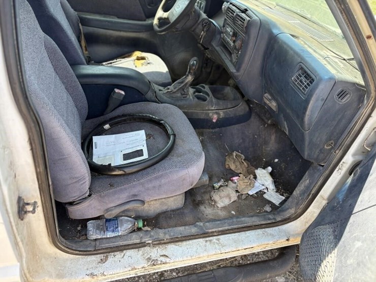 1997-chevrolet-s10-image-6