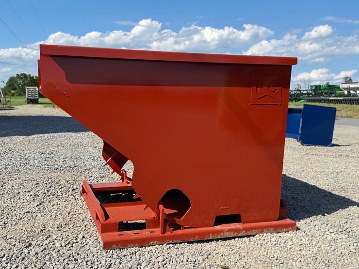 #4080-•-self-dumping-hopper-with-fork-pockets-image-1