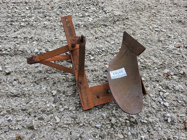 #24163-•-single-bottom-plow-image-4