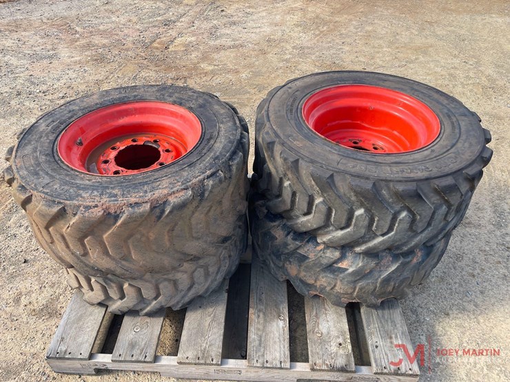 (4)-12-16.5-skid-steer-tires-and-wheels-image-2