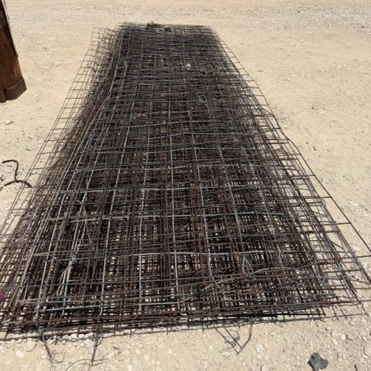 L3 - Catle Panels