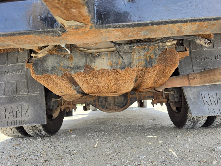2011-ford-f550-image-66