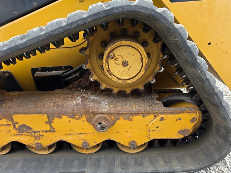 2009-caterpillar-279c-image-21