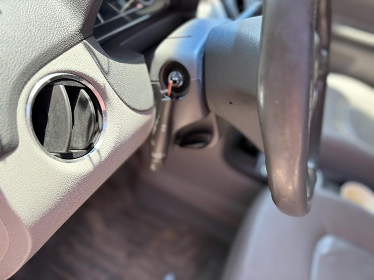 2010-chevrolet-hhr-image-29