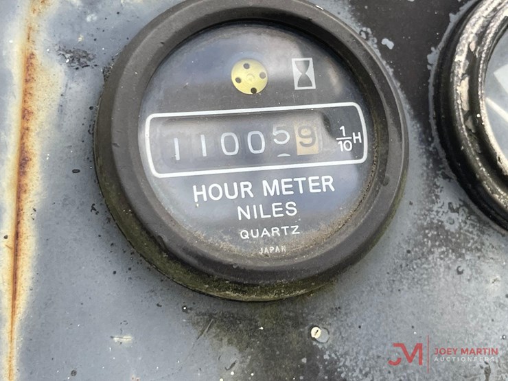 forklift,-sn;-16099a,-meter-reads-11006-hours,-42"-forks,-lp-engine(non-running,-disassembled)-image-14