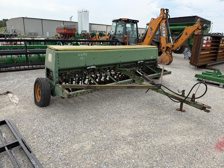 john-deere-8250-image-11