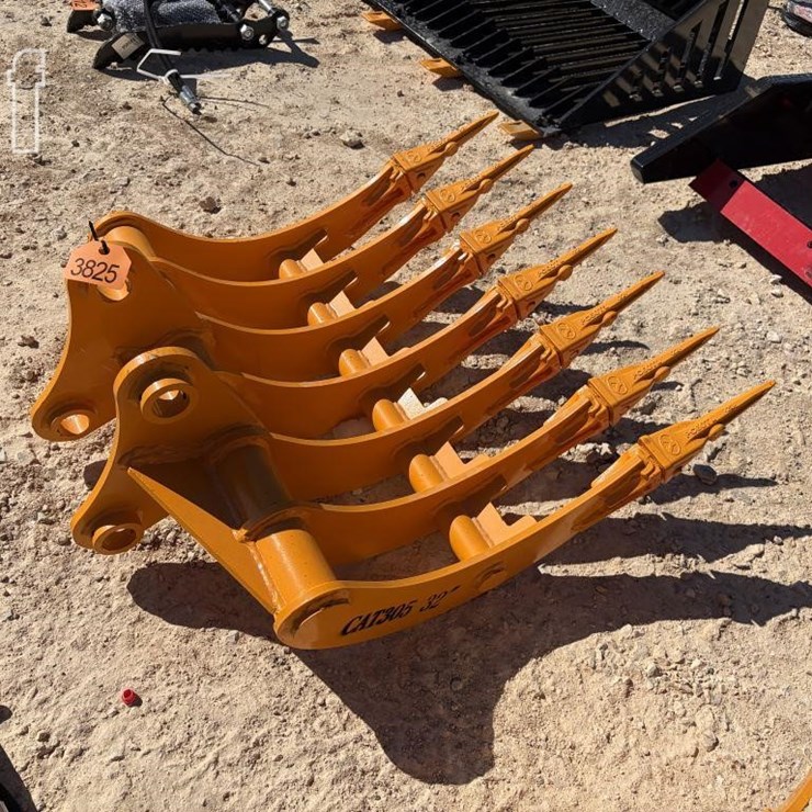 CATERPILLAR 305
