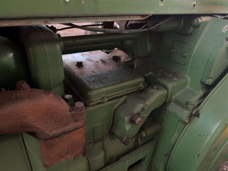 john-deere-70-image-22