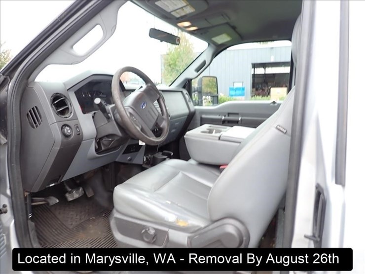 2011-ford-f250-xl-image-8