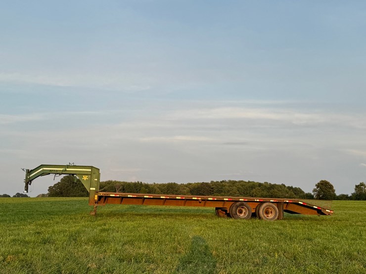#4010-•-2003-pj-gooseneck-trailer-image-1