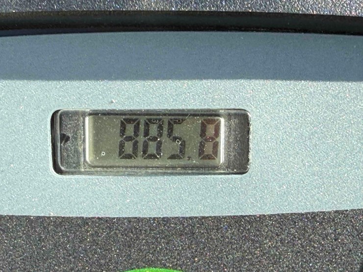 john-deere-x324-image-15