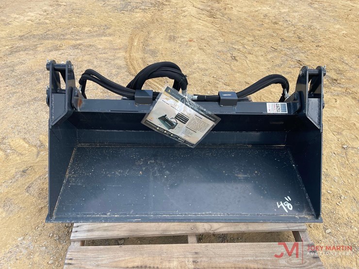 2025-wolverine-48"-4-n-1-bucket-mini-skid-steer-attachment-image-7