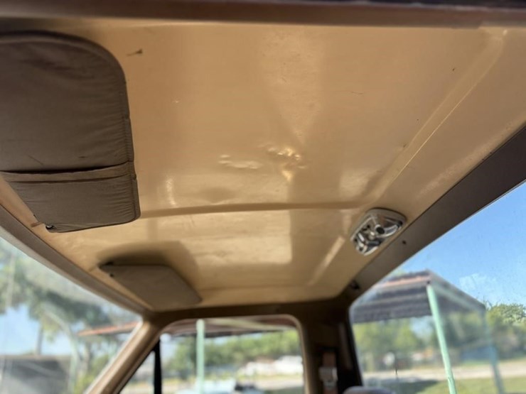 1983-ford-f350-image-17