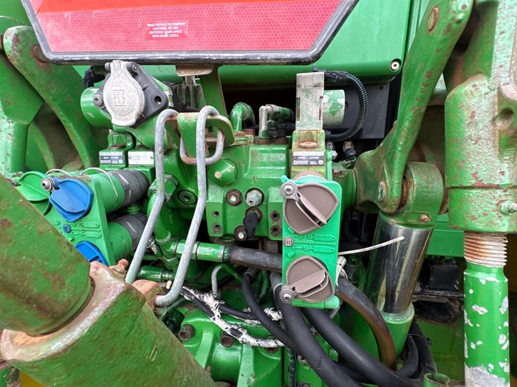 john-deere-6430-image-32