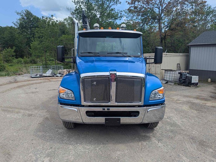2025-kenworth-t280-image-2