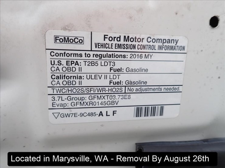 2016-ford-explorer-image-21