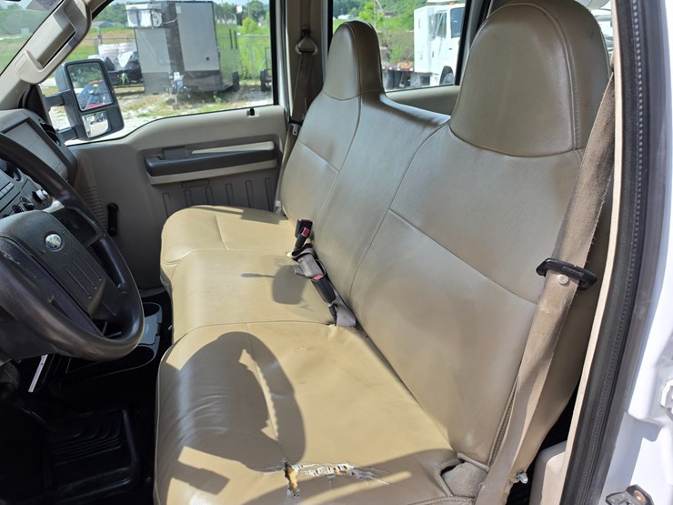 2008-ford-f550-image-47
