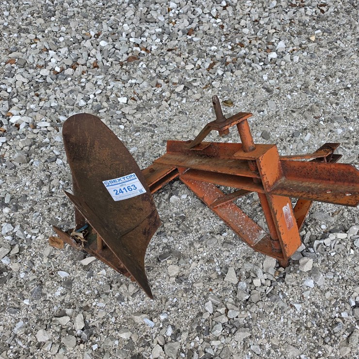 #24163 • Single Bottom Plow