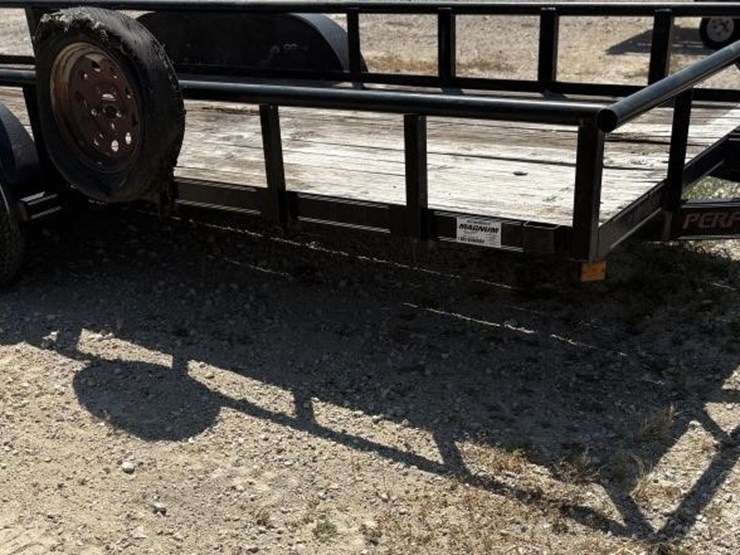 l2--2011-performance-utility-trailer-image-3