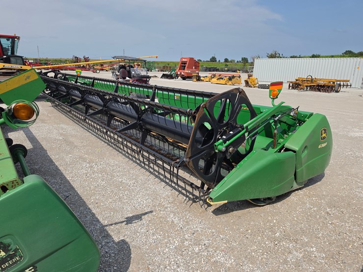 john-deere-630f-image-13