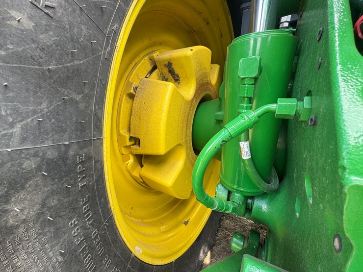john-deere-8r-370-image-47