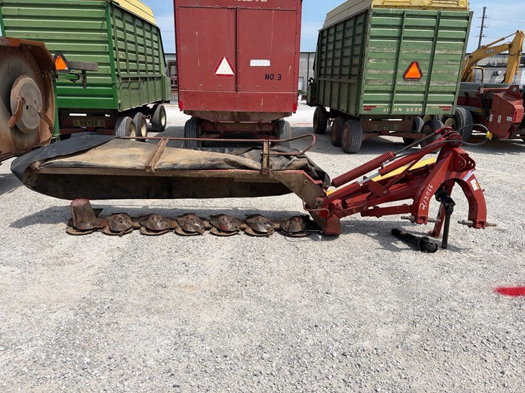 new-holland-617-image-2
