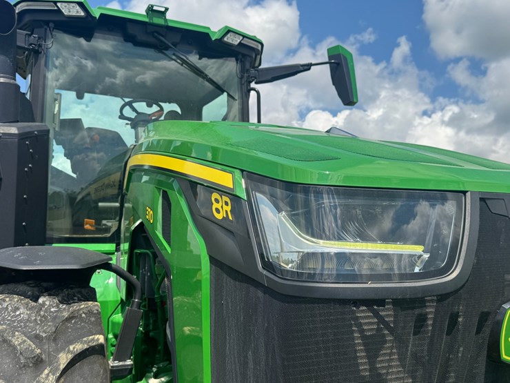 john-deere-8r-370-image-22