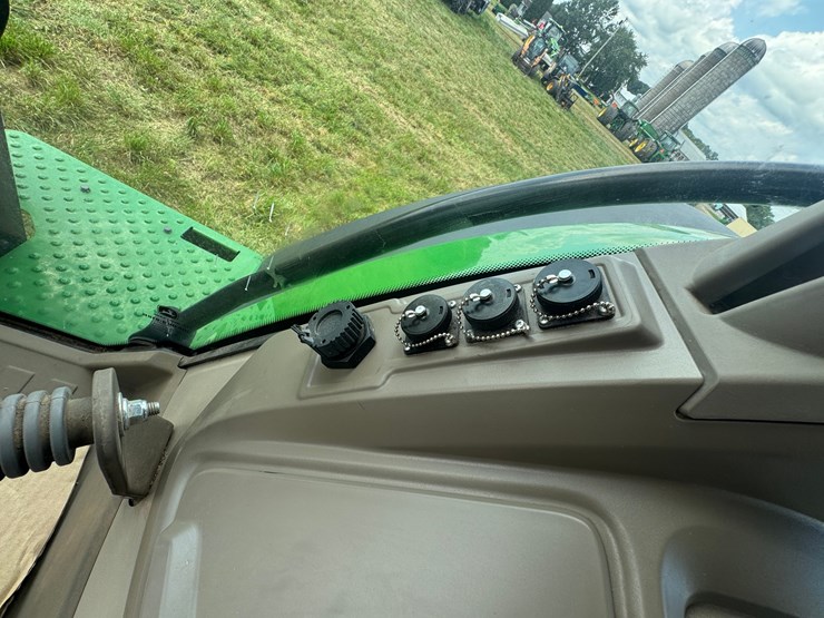 john-deere-8r-370-image-76