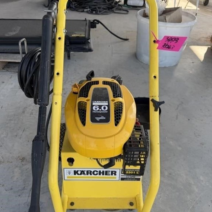 SL - Karcher Pressure Washer