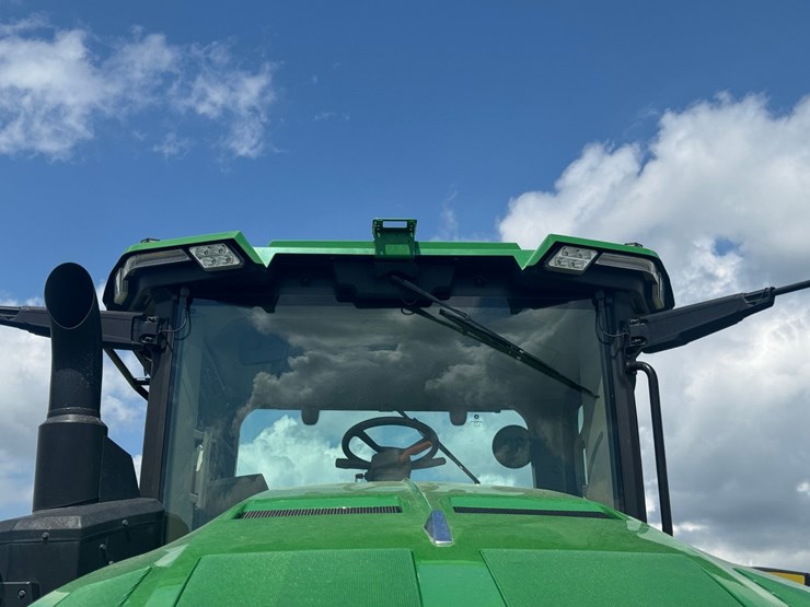 john-deere-8r-370-image-18