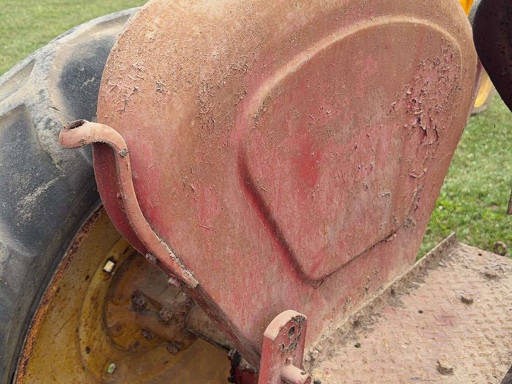 massey-ferguson-30-image-38