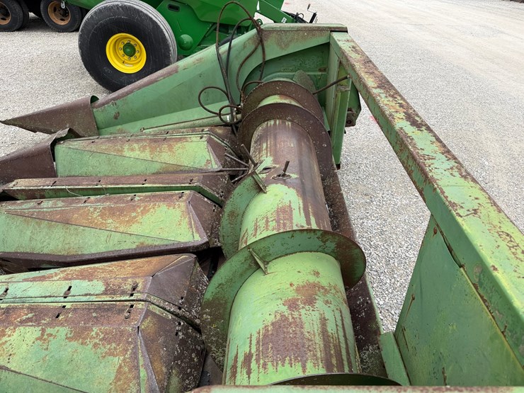 john-deere-453-image-3