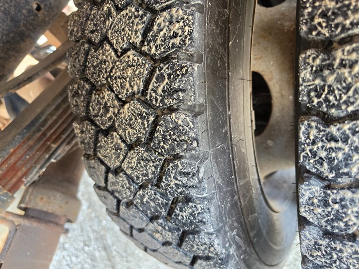 2011-ford-f550-image-61