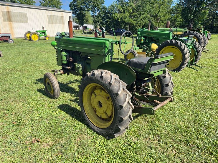 john-deere-m-image-3