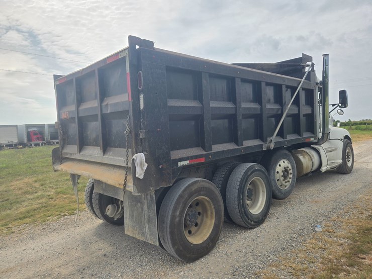 2011-kenworth-t660-image-16