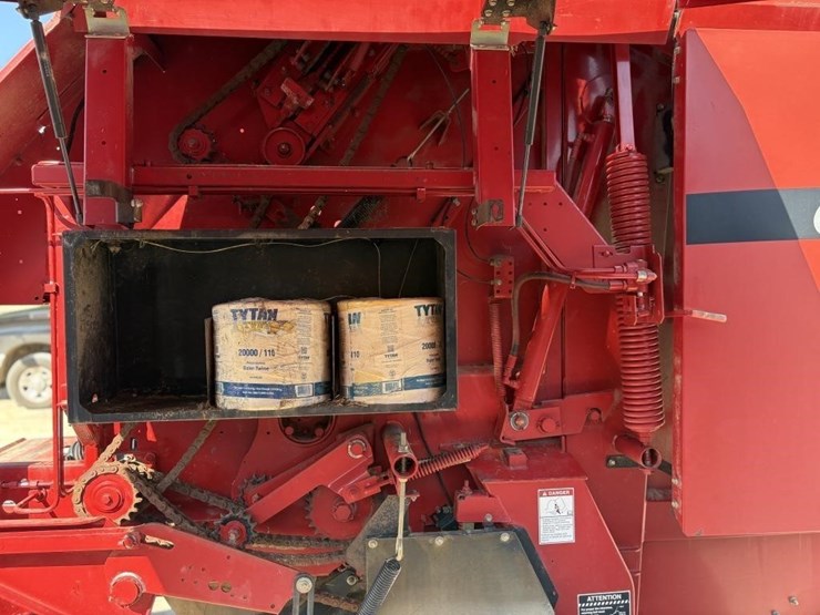 2007-case-ih-rbx563-image-9