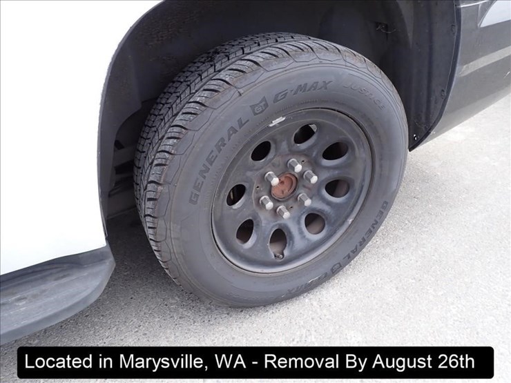 2012-chevrolet-tahoe-image-19