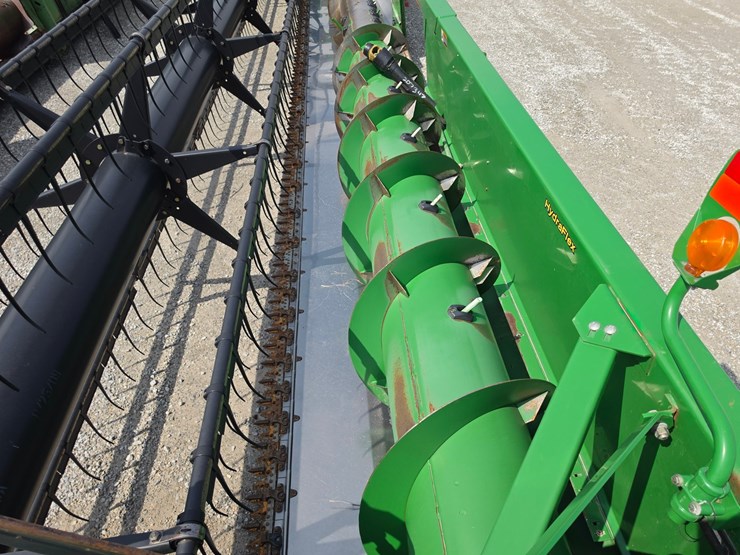 john-deere-630f-image-9