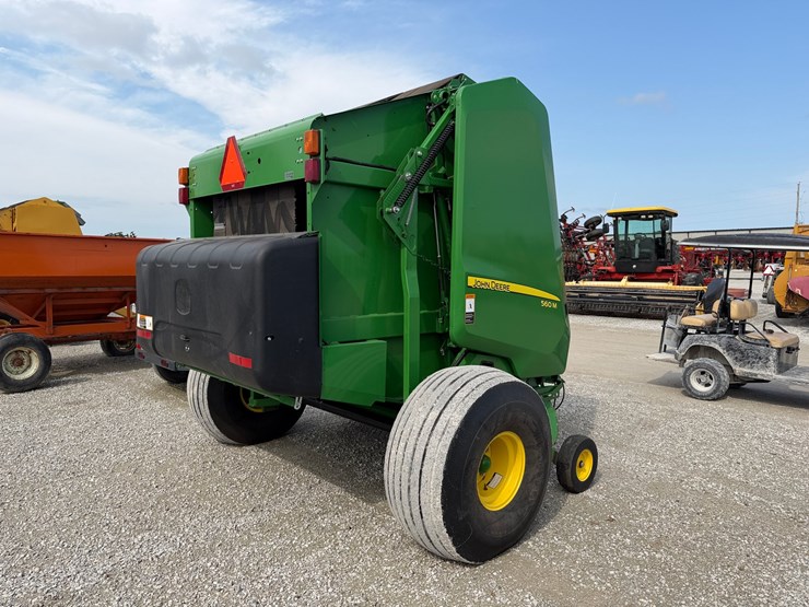 2018-john-deere-560m-image-6