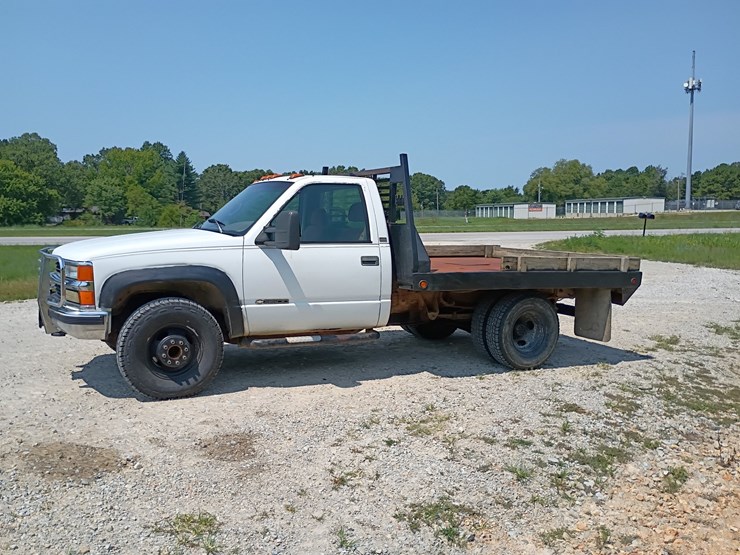 1996-chevrolet-k3500-image-2