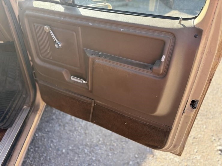 1983-ford-f350-image-7
