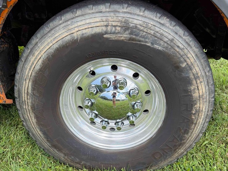 2019-kenworth-t880-image-5