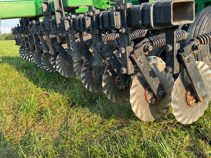 #4005-•-1991-great-plains-seed-drill-image-13