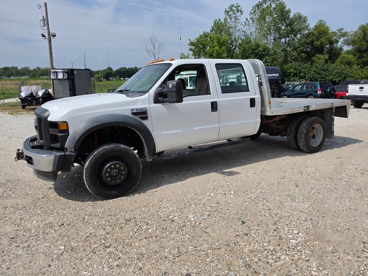 2008-ford-f550-image-3