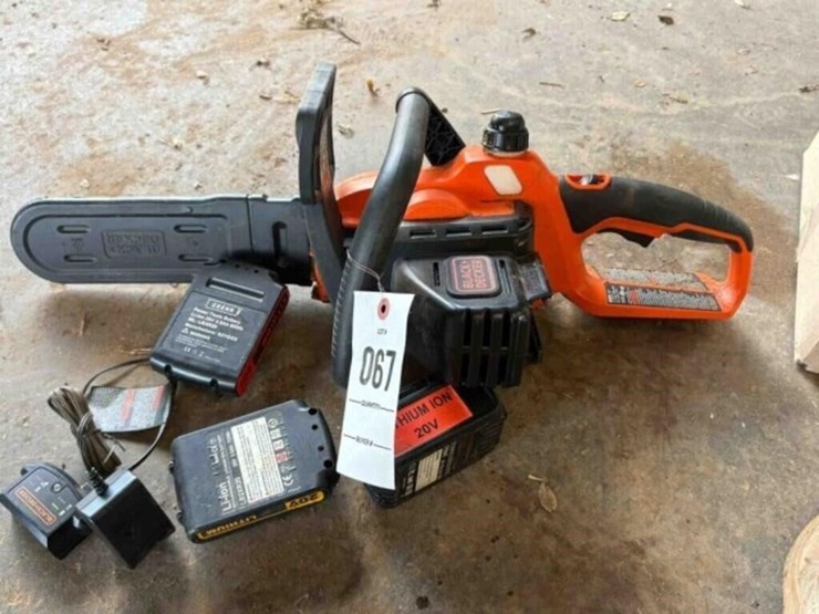 black-&-decker-10"-saw-image-1