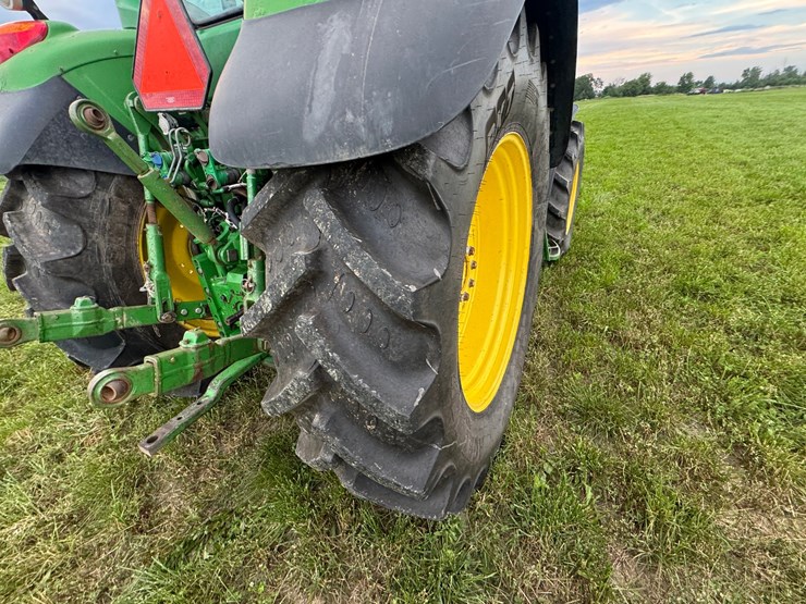john-deere-6430-image-25